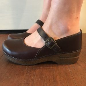 Classic Mary Jane Dansko--size 39